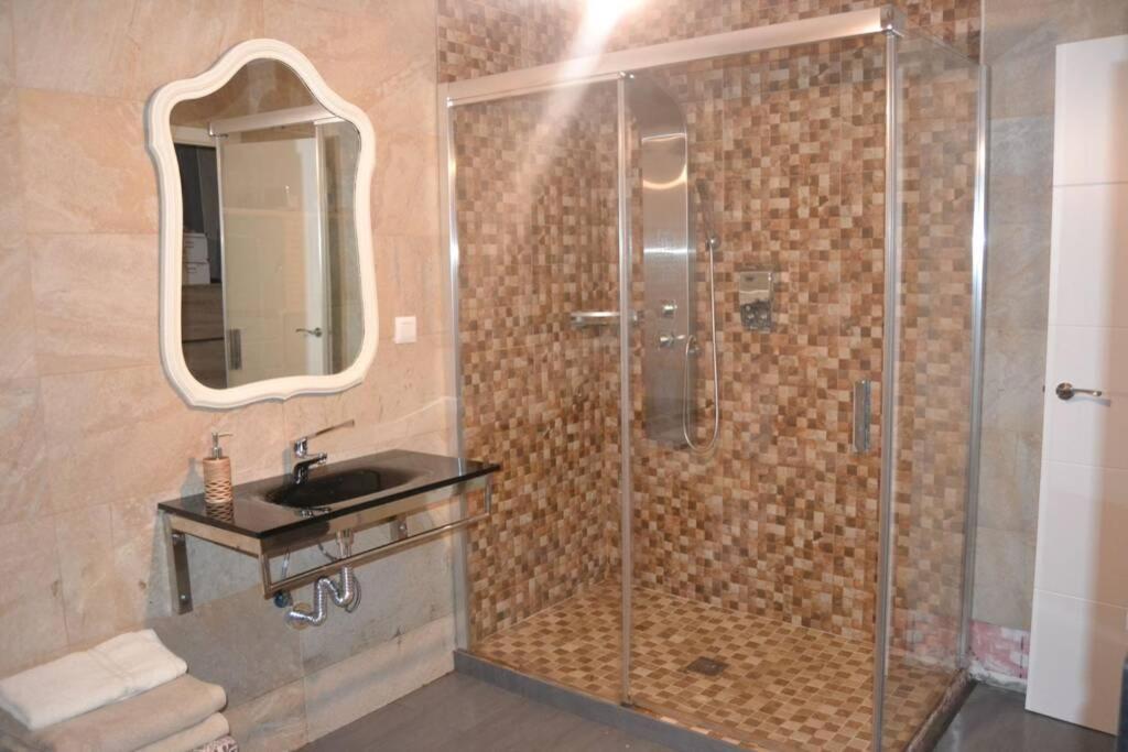 Apartamentos Nayda Gran Casa Con Piscina Mérida Exterior foto